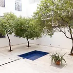 La Casa de los Naranjos