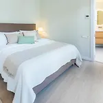 Cordoba Home Center Suites & Free Private Parking