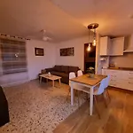 Apartamento De Estreno En Los Patios Tipicos De San Basilio