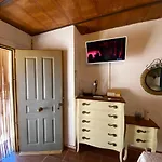 TrassierraRooms D Habitación equipada con cocina y baño en Córdoba