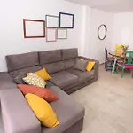 Piso Junto A La Estacion Ave