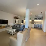 Apartamento Con Jardin Y Piscina En Cordoba