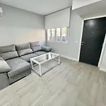 Apartamento Turistico Escritor Narbona Junto A La Estacion De Tren Y Autobuses - No Se Admiten Mascotas, No Pets