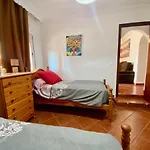 Casa 3 Habitaciones Con Piscina De Temporada Compartida Con Dos Estudios - - Jacuzzi Spa Consultar - Trassierra - 8Km De Cordoba -- Trassierrarooms