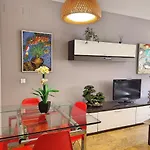 Amplio y Moderno Apartamento Lorenzo Ferreira