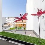 Apartment In The City Center
