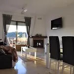 Sierra Lago