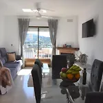 Sierra Lago