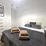 Ds San Cayetano Apartments