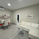 Garden City Loft 3