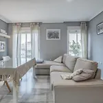 Coral & Apartment & Parking