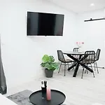 Apartamento Deluxe Lineros 34 Con Parking A 150 Mts