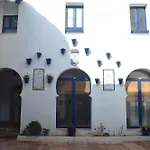 Alcazar Viejo Parking Tourist Cordoba