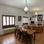 Apartamentos Turísticos Rurales Dos Fuentes