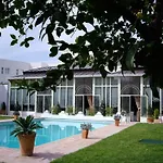 Hotel Oasis