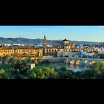 Centro Histórico Mezquita Judería La Preferida