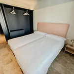 Azul & Limon Apartments