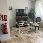 Quedate Cerca Del Casco Antiguo