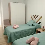 Amor, emoción y más, Auténtico apartamento céntrico climatizado,con wifi, cercano a la catedral y estaciones