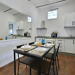 Romero Suites 3