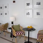 Puerta De La Ribera Suites