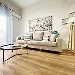 House In City Garden 3
