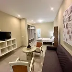 Vial Suites Gp