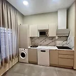 Vial Suites Gp