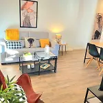 Valentina Home