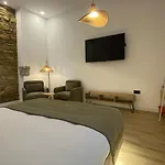 Boutique Casa Caldereros