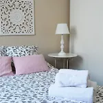 Bonito Apartamento Junto Al Palacio De Viana