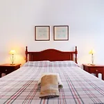 Cardenal Toledo & Free Parking