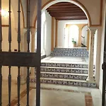 Apartamento entre Patios Valladares