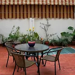 Apartamento Con Patio Cerca Mezquita