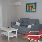 Luminoso Apartamento con parking privado