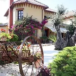Casa Con Encanto Y Jardin