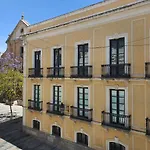 Apartamentos Torre De La Mezquita