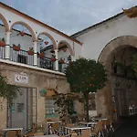 Puerta De La Luna