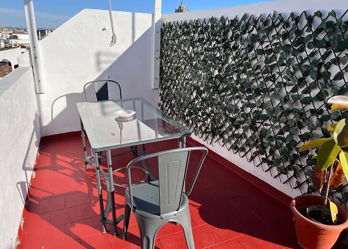Atico Con Vistas A Patio Cordobes