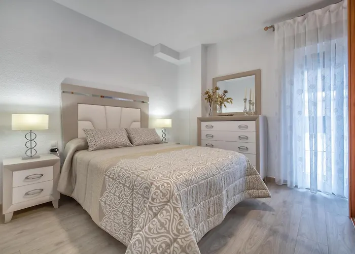 Apto Vallellano Junto Al Casco Historico & Parking Incluido