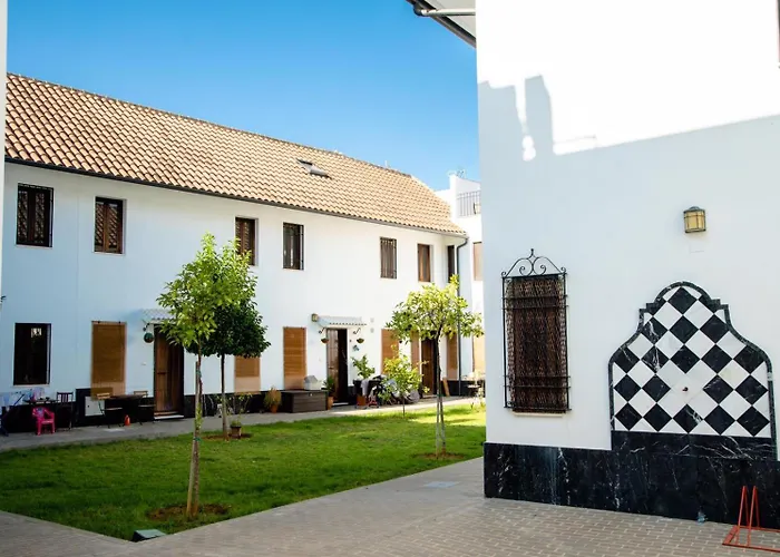 Los Patios De San Lorenzo Con Parking