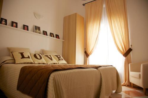 Plaza De Austria Apartment *