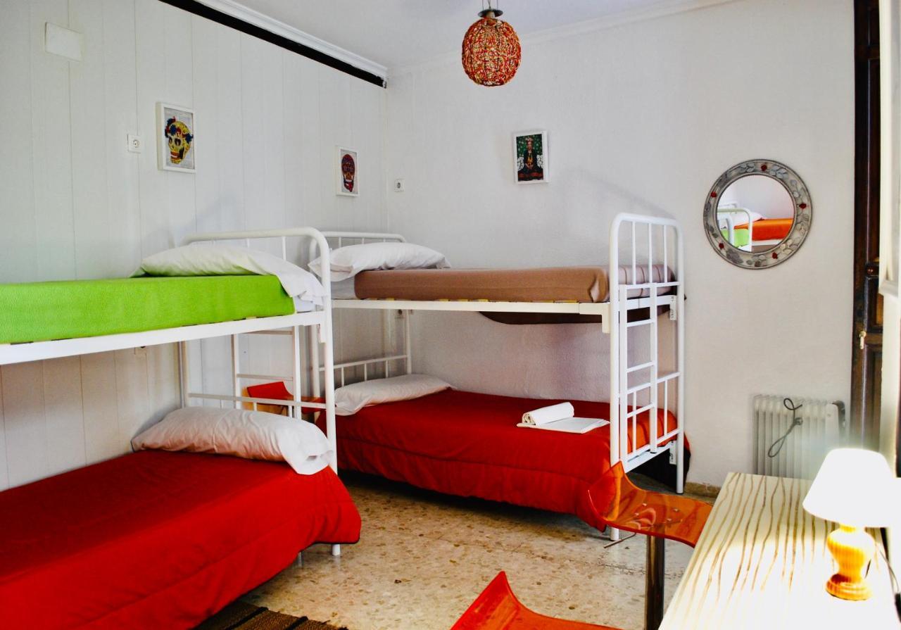 Backpacker Al-katre Bed and breakfast