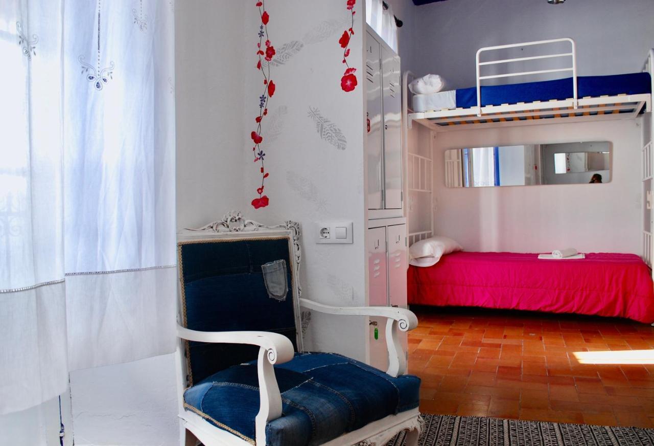 Backpacker Al-katre Bed and breakfast