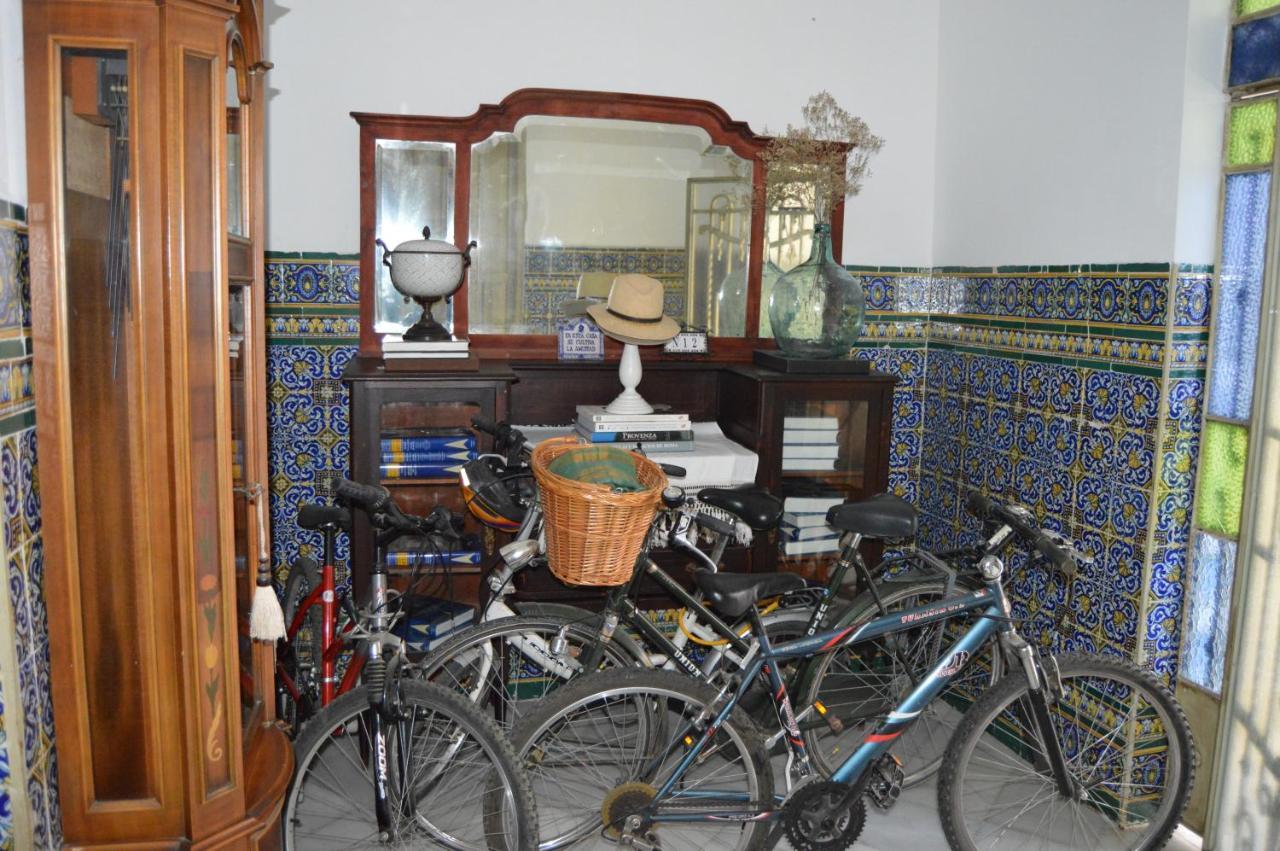 Con Encanto En Casa De Patio