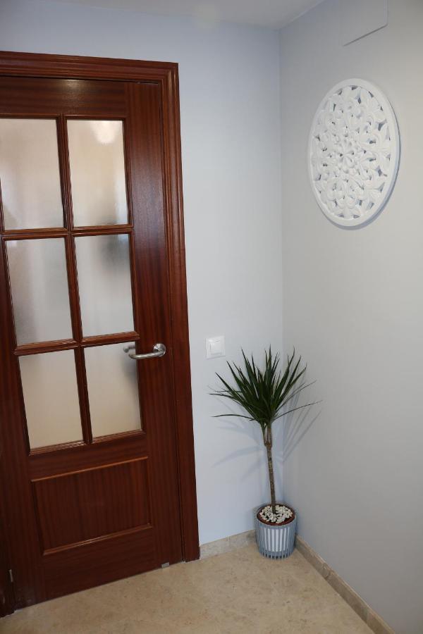 Spectacular Views. New With Free Parking Apartamento *