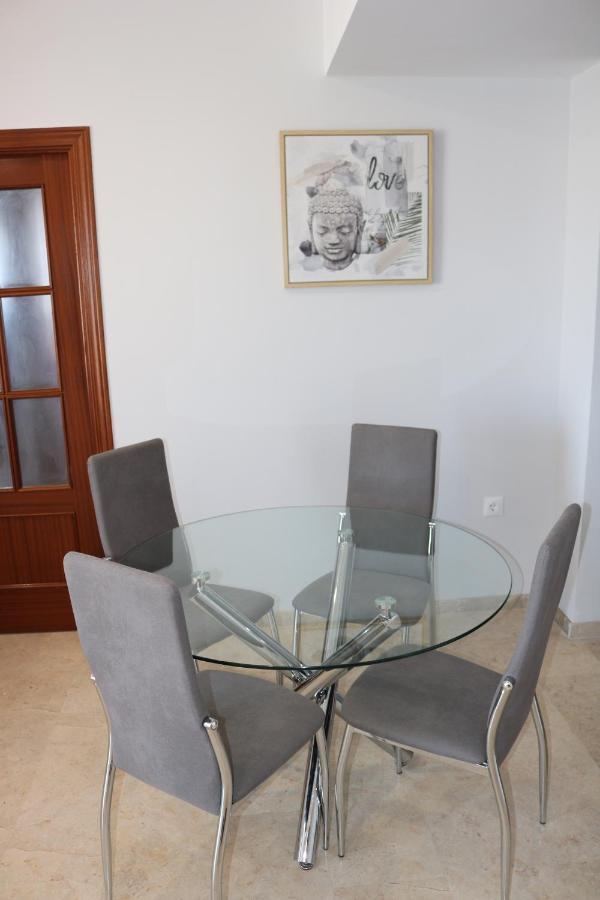 Spectacular Views. New With Free Parking Apartamento *