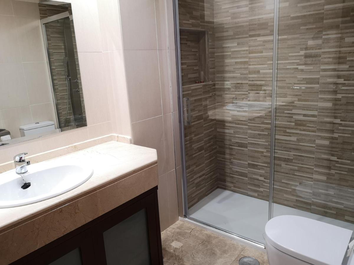 Spectacular Views. New With Free Parking Apartamento *