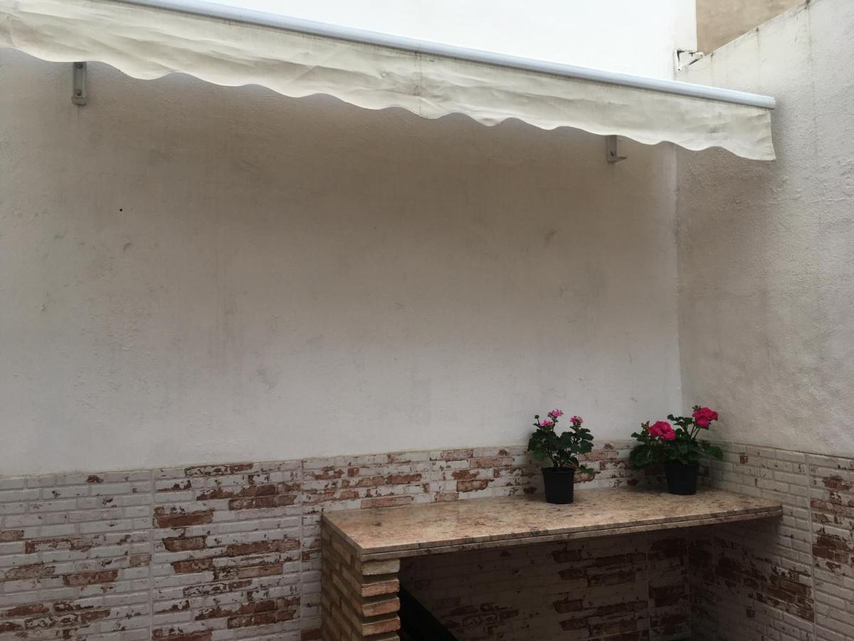 Apto Con Patio Y Barbacoa Bbq Picadores *