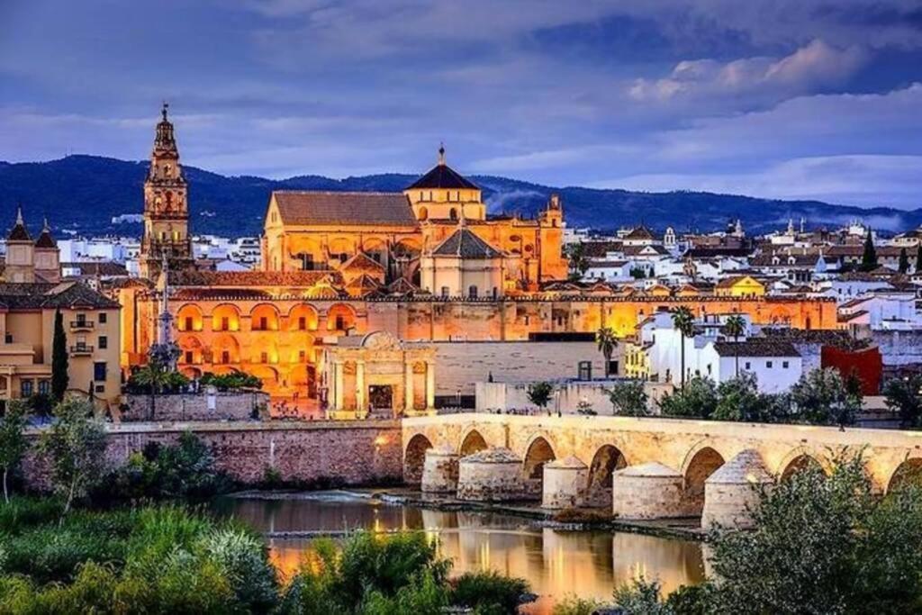 Apartamento Apartamento Al-zhára, Junto Puente Romano Córdoba